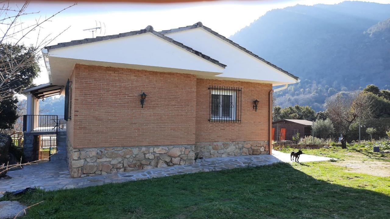 Chalet Con Piscina Y Bbq Para 10 Personas 圣马丁德瓦尔德 外观 照片