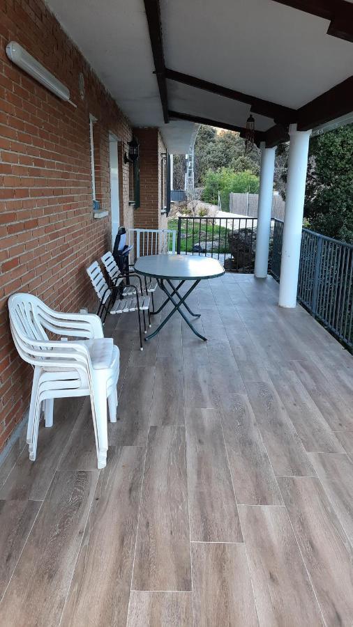 Chalet Con Piscina Y Bbq Para 10 Personas 圣马丁德瓦尔德 外观 照片